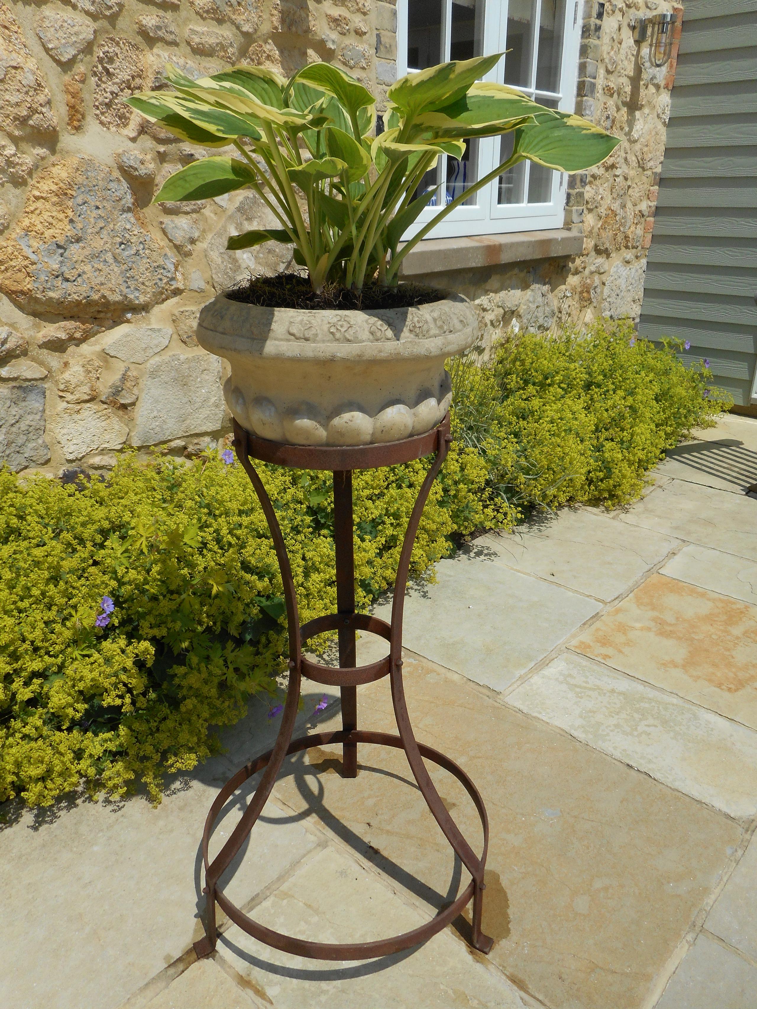 Plant Pot Stands | Outdoor Plant Pot Holders | Supports 4 Plants